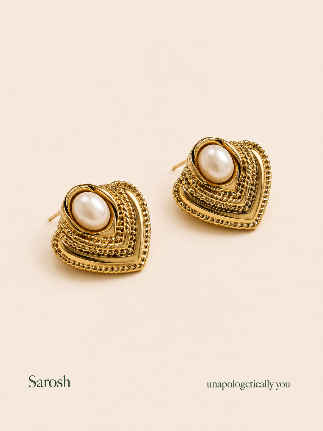 Vintage heart Studs